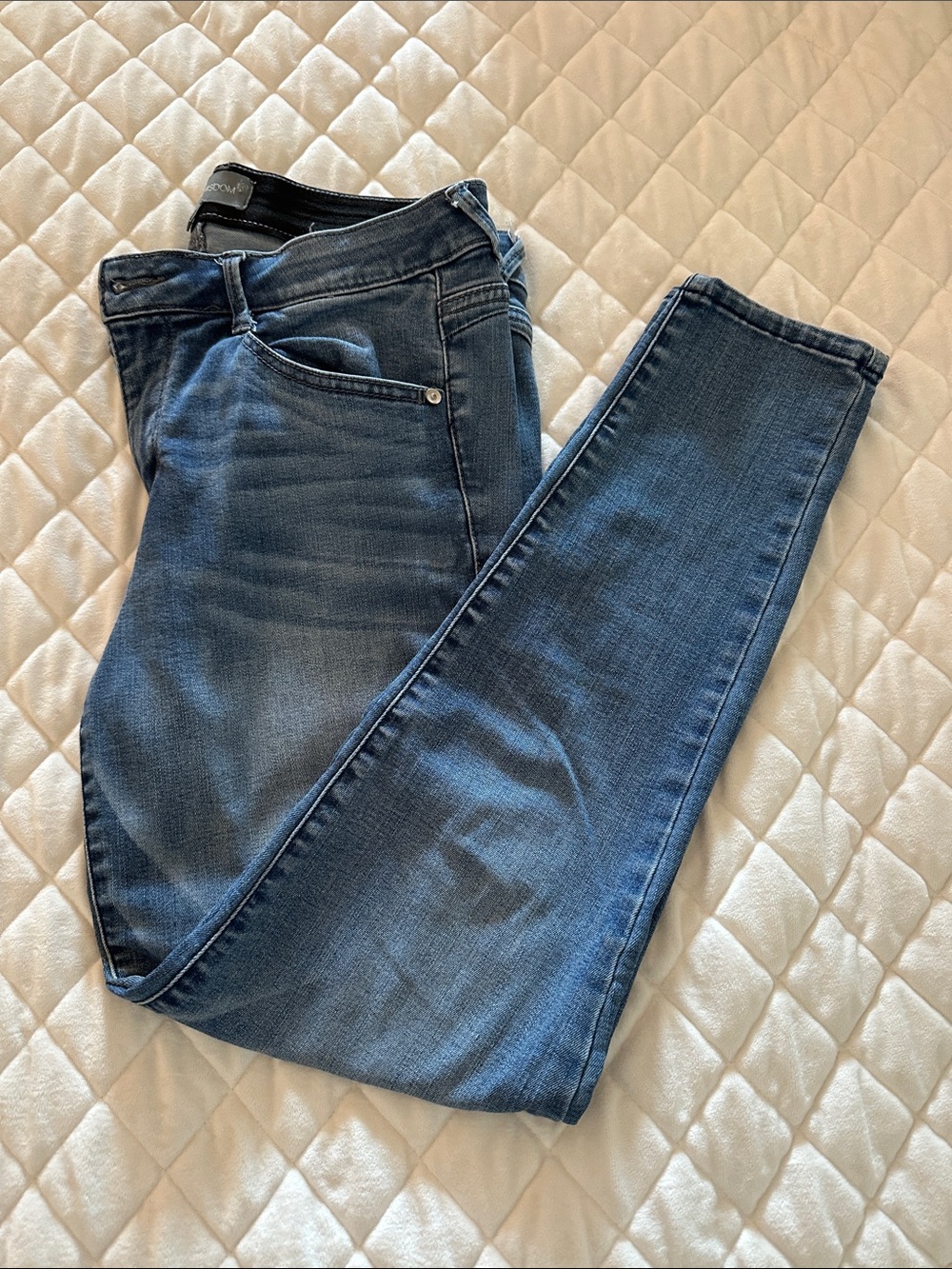 Wit and Wisdom Women’s Skinny Jeans with stretch